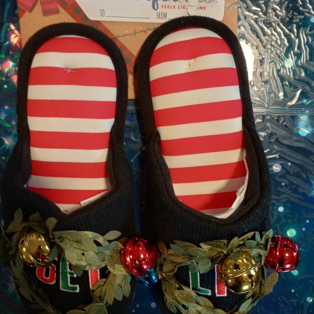 NIP Get Lit Christmas slippers